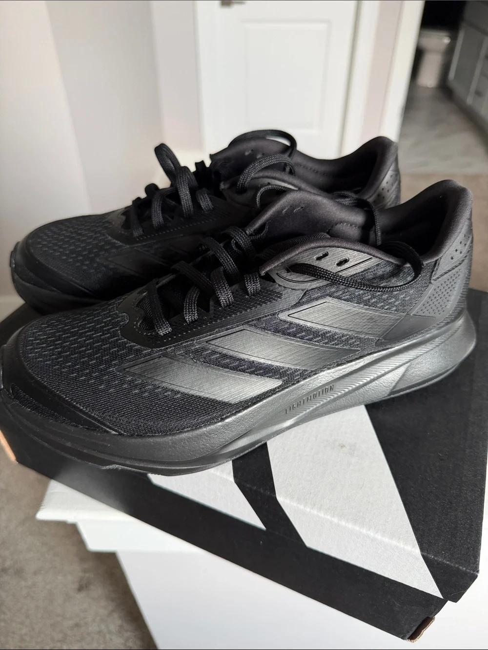 NEW IN BOX Adidas Duramo SL2 size 8